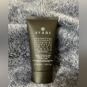 Avant Sheabutter Hyaluronic Vitamin B3 Vivifying Face and Eye Night Cream.